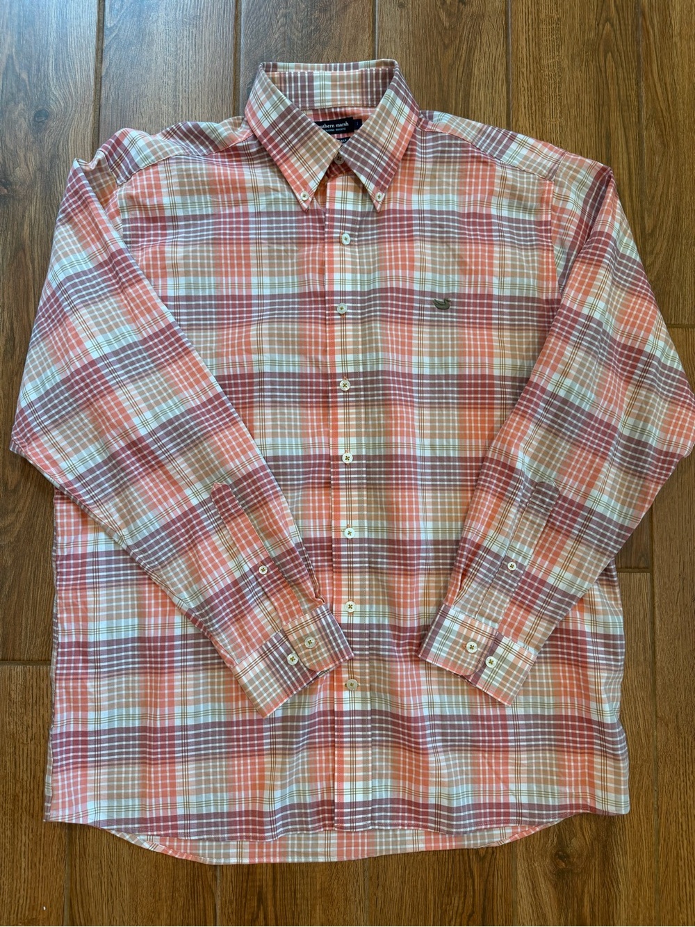 Southern Marsh performance Men’s Coral and White Plaid Button-Down Shirt / large